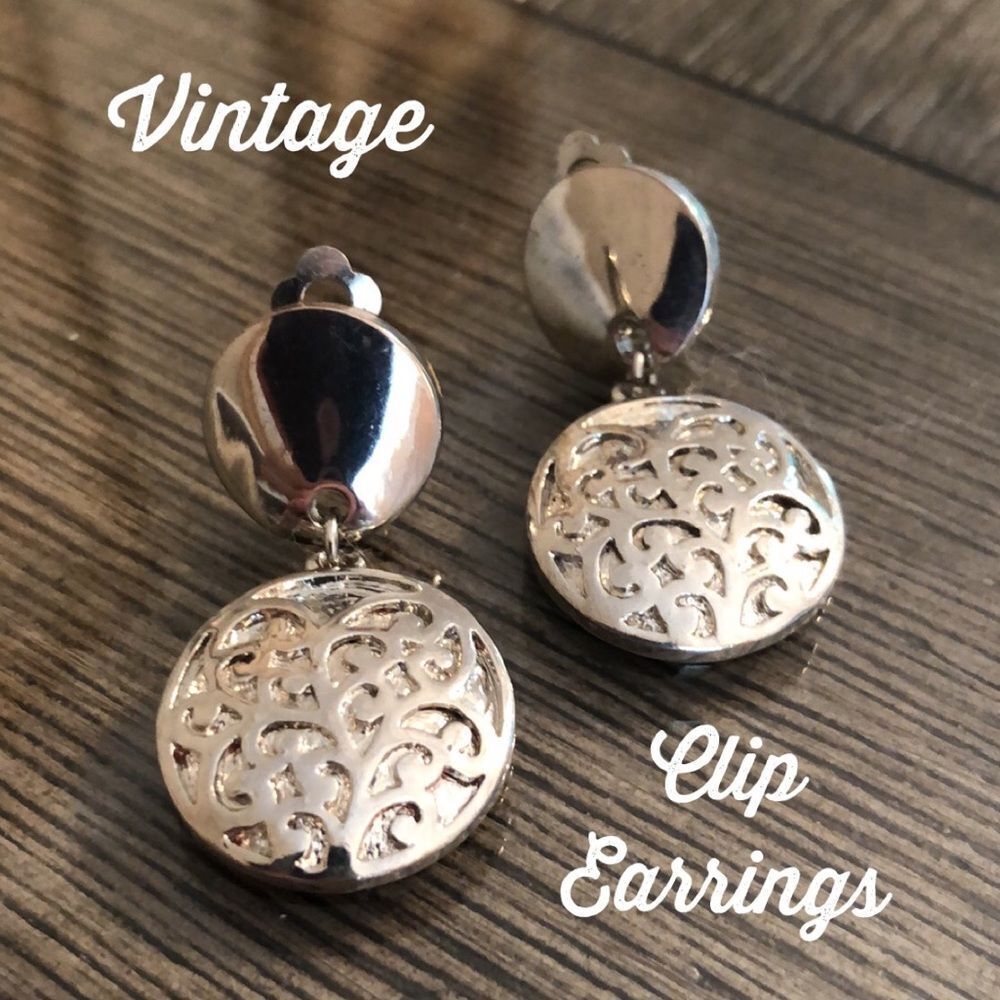 Vintage Clip Earrings Smooth & Filigree Discs Dangles